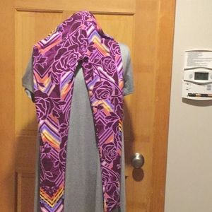 NWOT Lularoe Multicolored Rose Leggings.